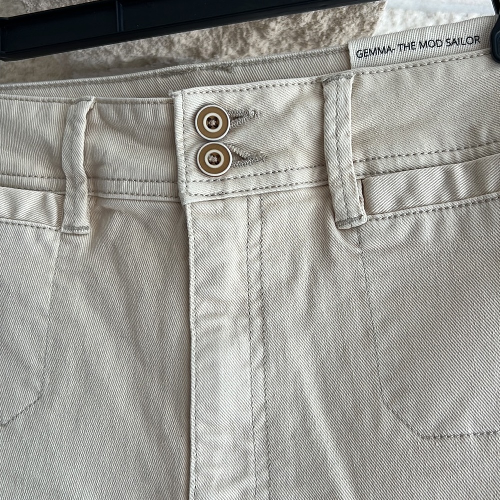 GEMMA High Rise Mod Sailor
in Blanch NWT - Picture 5 of 13